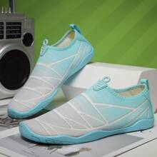 1 Pair Women's Anti-Slip Water Shoes, Gradient Color Low-Top Outdoor Wading Shoes, Lightweight Breathable Aqua Socks Suitable For Beach, Vacation, Camping, Party In Summer