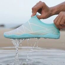 1 Pair Women's Anti-Slip Water Shoes, Gradient Color Low-Top Outdoor Wading Shoes, Lightweight Breathable Aqua Socks Suitable For Beach, Vacation, Camping, Party In Summer