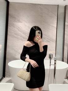 An Elegant Metal Wire Box Shape Evening Clutch Bag, Fashioned With Metal Chain Decoration, For Parties, Formal Functions, Proms And Evening Gowns, Party Bag Perfect For Party Wedding Prom Dinner/Banquet Matching With Holiday Party Dress Evening Dress & Sequin Dress, Perfectly Matching With Prom Accessories - Gold - View 9