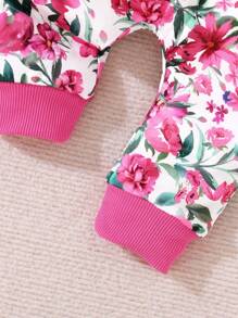 Korallenfarbener Langarm-Bodysuit für Baby Mädchen mit geripptem Muster für Herbst/Winter, zusammen mit langen Hosen mit Blumenmuster