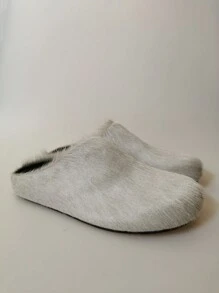 新款尖頭毛絨拖鞋，厚底、耐磨外底，秋冬室內外休閒鞋 - 灰色 - 查看 5