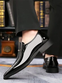 Sapatos Masculinos Slip-On para Casamento, Sapatos de Negócios/Casuais Elegantes em Couro Envernizado/Queimado com Bico Fino no Estilo Britânico, Plus Size - Preto - Visão 4