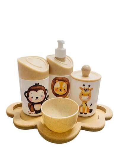 Kit Higiene Bebê Safari Leão, macaco, girafa - tampa madeira - Nuvem crua