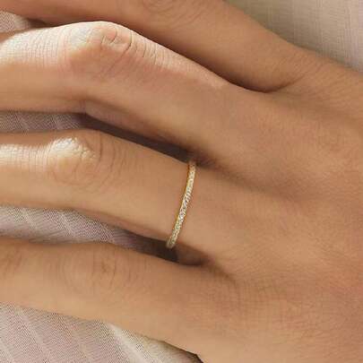 1個 シンプルなシャイニー シングルループ 純銀 キュービックジルコニア レディースジュエリー エタニティリング、エレガントなジュエリーギフト、レディースの日常装飾に適しています