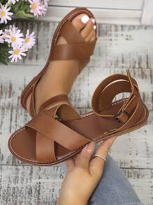 Einfache flache Sandalen für Frauen, lässige offene Zehen Sommer Schuhe, leichte elastische Riemen Pantoletten - Rostbraun - Übersicht 1