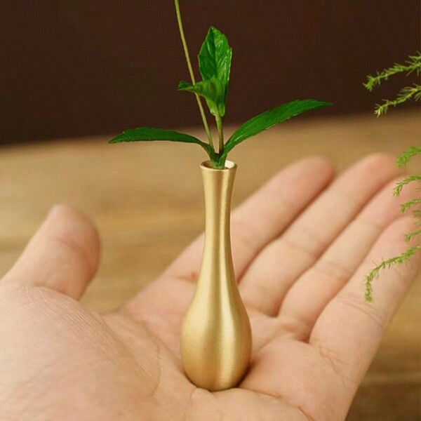 1 Small Vase Made Of Brass. Decorative Ornaments In The Living Room And On The Tabletop Are Suitable For Flower Arrangement And Incense.,Home Decor,Flower Vase,Centerpiece,Table Decor Gifts Birthday Graduation