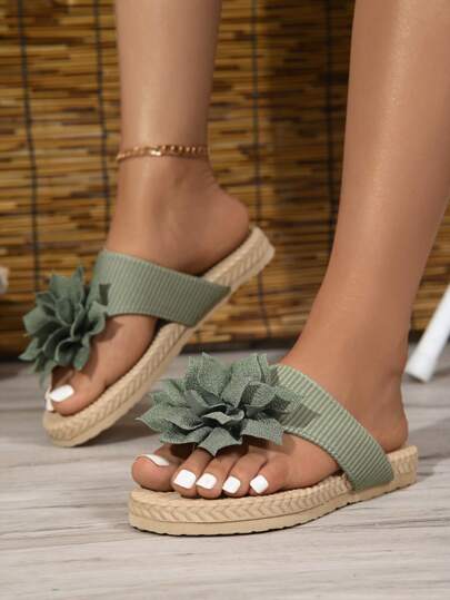 Women's Fashionable Casual Solid Green Floral Decorated Flip Flops Suitable For Summer Home Vacation Walking
