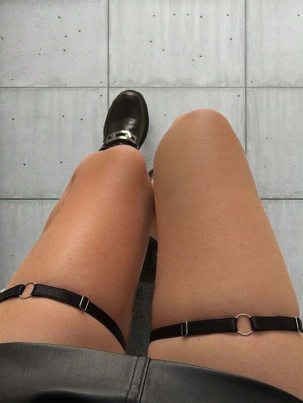 2PCS Women's Black Elastic Thigh Garter Belt, Sexy Punk Gothic Style Leg Rings, Fashion Daily Wear Accessories Women's Garter Belt For Party & Dancing Adjustable Synthetic Cute Feet Chain