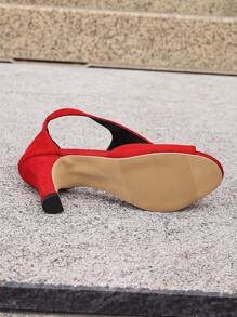 2025 Fashionable Chic Fierce Peep-Toe Small Size Women's High Heel Sandals, Open Toe, Slim Mid-Heel, Wear-Resistant Suede Pumps - Red - View 6