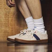 Men's Casual Retro German Exercise Shoes, Autumn New Style, Outdoor Sports, Japanese Style, Niche Flat Shoes, Couple White Sneakers