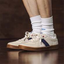 Men's Casual Retro German Exercise Shoes, Autumn New Style, Outdoor Sports, Japanese Style, Niche Flat Shoes, Couple White Sneakers