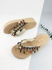 Damskie sandały na koturnie z kolorowymi drewnianymi koralikami, frędzlami i splotem z trawy, letnie klapki plażowe, lekka i szybkoschnąca podeszwa z pianki EVA, odpowiednie do modnych i uniwersalnych strojów oraz wakacji na plaży - Morela - Zobacz 8