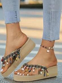 Damskie sandały na koturnie z kolorowymi drewnianymi koralikami, frędzlami i splotem z trawy, letnie klapki plażowe, lekka i szybkoschnąca podeszwa z pianki EVA, odpowiednie do modnych i uniwersalnych strojów oraz wakacji na plaży - Morela - Zobacz 2