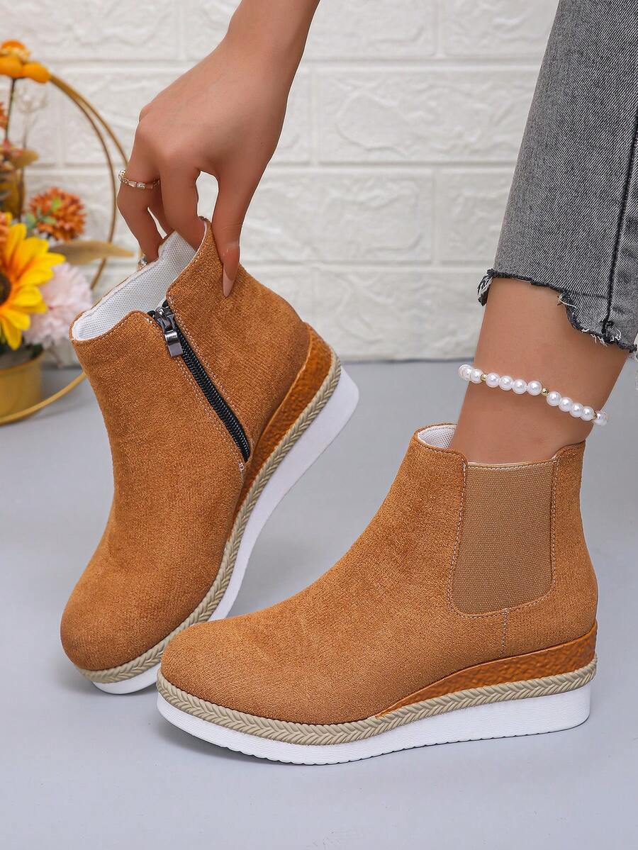 Fashionable Solid Color Wedge Heel Women's Ankle Boots - Yellow - View 1