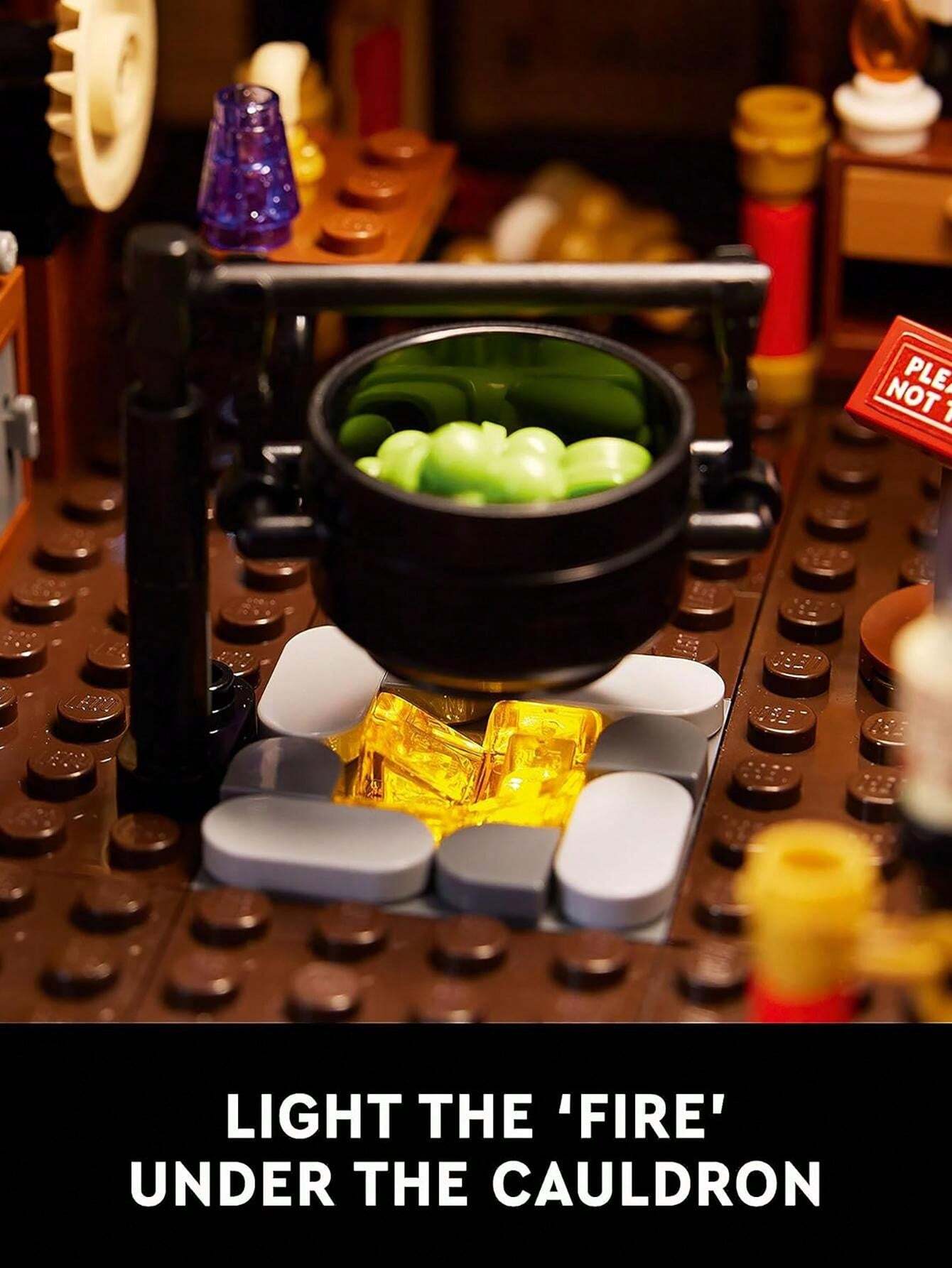 LEGO LEGO Ideas Disney Hocus Pocus le chalet des sœurs Sanderson, ensemble de construction de