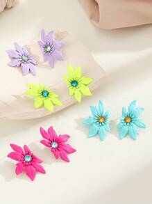1 Pair Symmetrical Flower Stud Earrings For Women