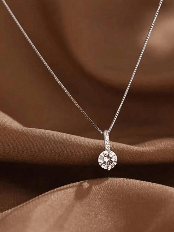 1pc Delicate Pendant & Shiny Rhinestones Decor Silver-Plated Collarbone Necklace, Minimalist Style For Women All Year Round