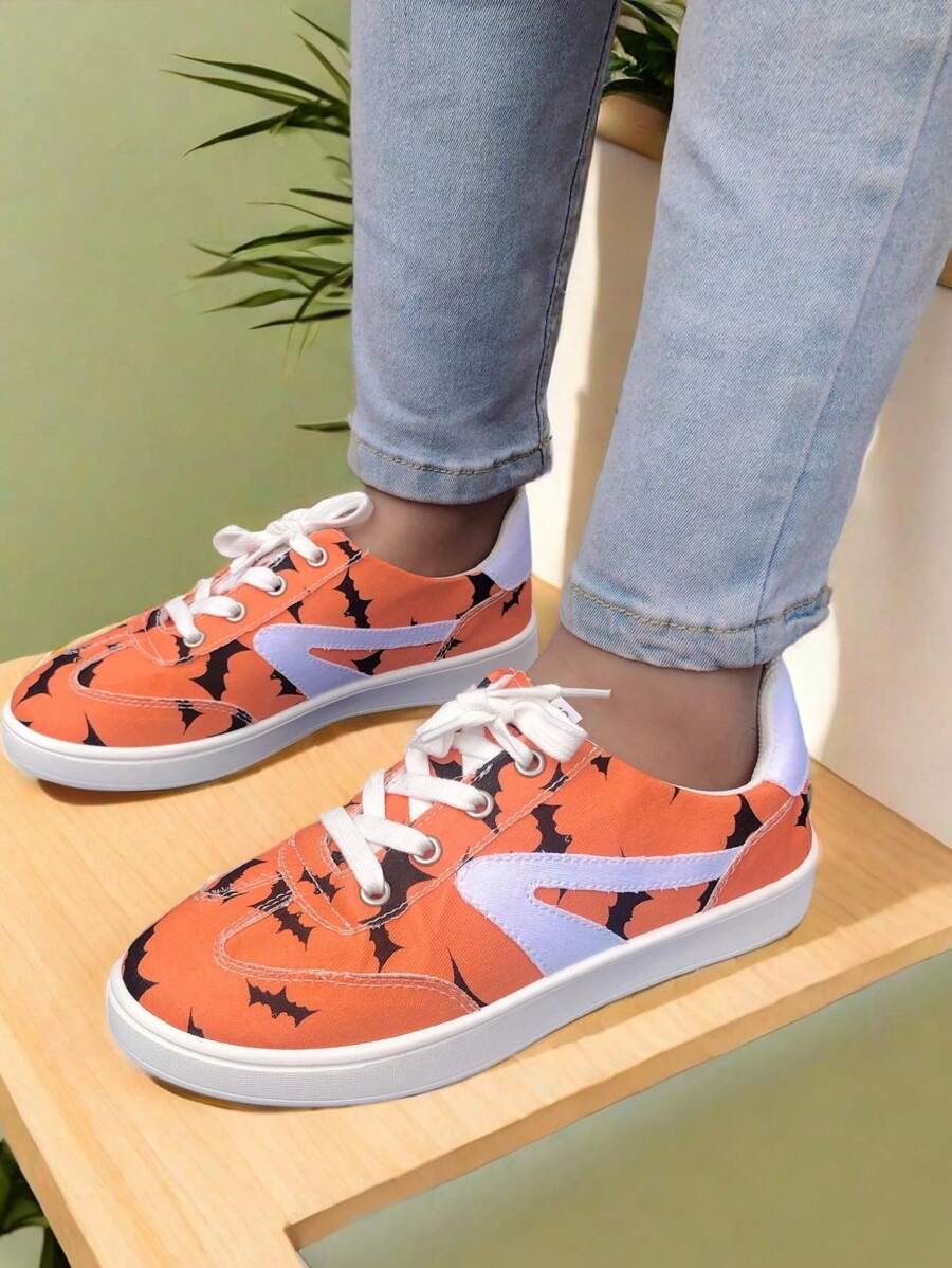 Women's Halloween Elements Printed Lace-Up Flat Comfortable Non-Slip Breathable Casual Sports Shoes