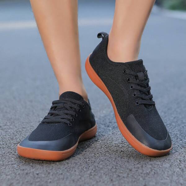 Nueva moda de verano para hombres y mujeres con parte superior transpirable con correa, suela antideslizante duradera, adecuada para deportes al aire libre, correr, fitness en interiores, zapatillas deportivas ligeras y cómodas