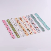 Lime à ongles imprimée polie double-face couleur aléatoire, outil de nail art de Noël, lime à ongles en éponge pour façonner, moudre et polir