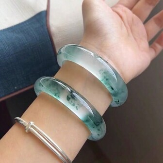 1入翡翠手鍊，綠色、黃色、紫色、白色，寶石手鍊，高品質寶石手鍊，手工製作手鍊 - 治癒保護幸運手鍊手鍊飾品盒（56-62毫米）時尚手鍊禮物，送給她的禮物。