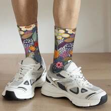 1 par de calcetines de compresión vintage de Jardín Secreto 2 Locos de estilo hip hop, diseño unisex de Harajuku con estampado divertido y novedoso, calcetines crew felices como regalo para chicos