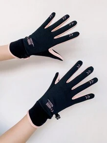 男女防水触屏骑行手套秋冬保暖轻便防风适合学生户外骑行、学校