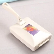 1pc Dual Wheel Household Carpet Cleaning Brush, Multifunctional Clothes Lint Remover, Bed & Sofa Hair Dirt Cleaner, Table Top & Desk Debris Cleaning Helper