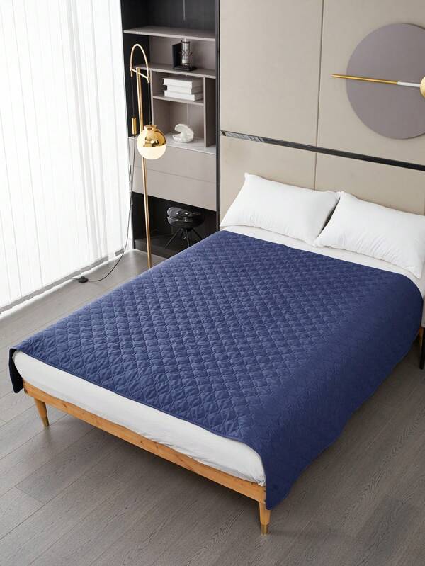 1pc Solid Color Lightweight Water-Resistant Pet Blanket, Suitable For Small/Medium/Large Cats & Dogs To Sleep On Bed And Sofa, All Seasons Use