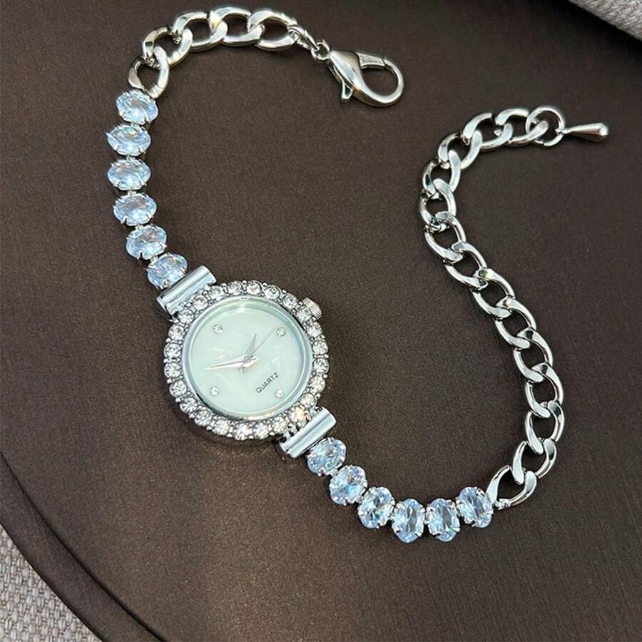 1pc Women's Silver Plated Cubic Zirconia Inlaid Lobster Clasp Bracelet With Embossed Alloy Case, Shell Patterned Dial & Exquisite Rhinestone Quartz Watch As A Gift For Students Returning To School