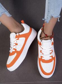 Nuovi sneaker casual di moda con platform, design color block, scarpe sportive da donna adatte per primavera e autunno