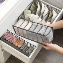 1 pièce Boîte de rangement pour sous-vêtements de type tiroir, grille de séparation pour chaussettes et sous-vêtements, organisateur de placard à couches, boîte de rangement pour vêtements en maille transparente, boîte de rangement à tiroirs pliable à grille multiple, rangement et organisation de garde-robe, boîte de rangement à compartiments pour sous-vêtements, sacs de rangement pour tiroirs de chaussettes et sous-vêtements, décoration de festivals, décoration de chambre, décoration de maison, décoration de chambre à coucher, organisateur, rangement à la maison, t-shirt blanc pour femme, pantalon noir pour femme, vêtements d'hiver pour dames, robe