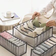 1 pièce Boîte de rangement pour sous-vêtements de type tiroir, grille de séparation pour chaussettes et sous-vêtements, organisateur de placard à couches, boîte de rangement pour vêtements en maille transparente, boîte de rangement à tiroirs pliable à grille multiple, rangement et organisation de garde-robe, boîte de rangement à compartiments pour sous-vêtements, sacs de rangement pour tiroirs de chaussettes et sous-vêtements, décoration de festivals, décoration de chambre, décoration de maison, décoration de chambre à coucher, organisateur, rangement à la maison, t-shirt blanc pour femme, pantalon noir pour femme, vêtements d'hiver pour dames, robe