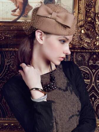 1pc Air Stewardess Elegant British Style Bowknot Mesh Lace Woolen Hat Fascinator For Women Grown Women Outfits Gentle White Hat Wedding Accessories