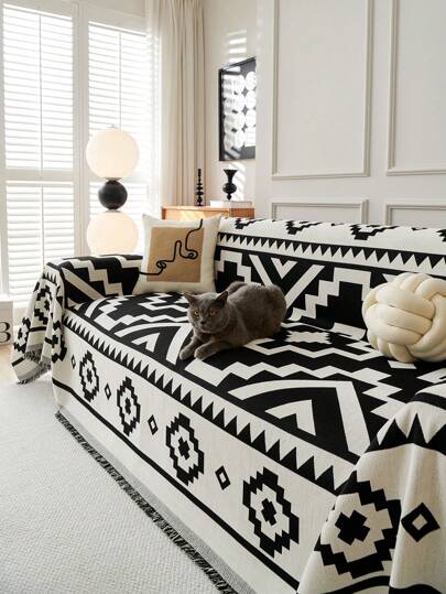 1pc All-Season Universal Sofa Cover Blanket, Bohemian Style Sofa Throw Blanket, Pet Friendly Anti-Scratch Sofa Protector, Machine Washable Home Decor For L-Shaped & 1/2/3/4-Seat Sofas (Sold Individually)