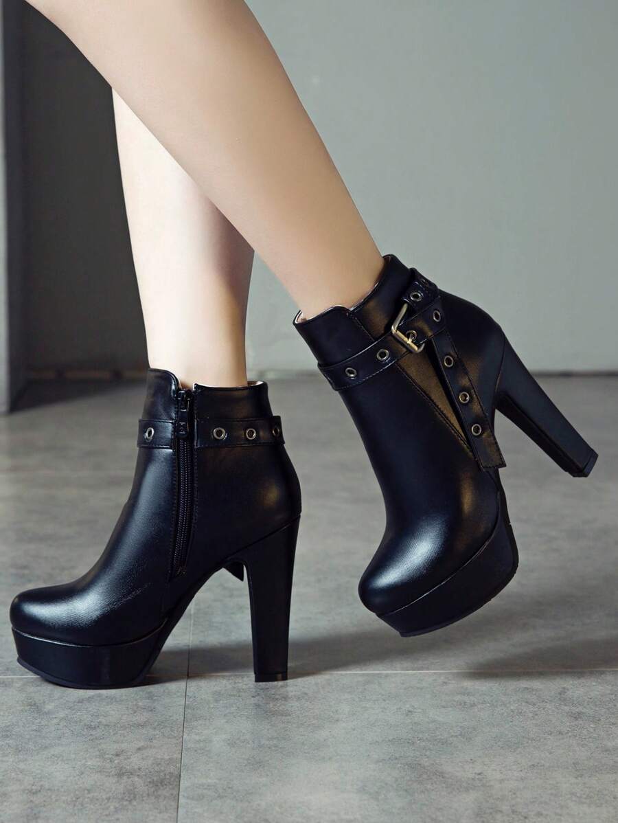 Nouvelle arrivée Bottes pour femmes avec talons super hauts, plateforme épaisse imperméable, talon bloc de 12 cm, chaussures polyvalentes avec décoration de ceinture, automne et hiver
