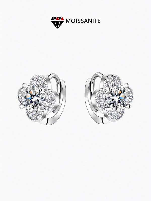 Boucles d'oreilles trefle chance en moissanite S925 argent, conception épurée et haut de gamme, conviennent pour l'assortiment quotidien des femmes, la fête, les voyages, l'envoi de photos, la petite amie, l'amie, les vacances, l'anniversaire, l'anniversaire de mariage, cadeau de bijoux de la Saint-Valentin