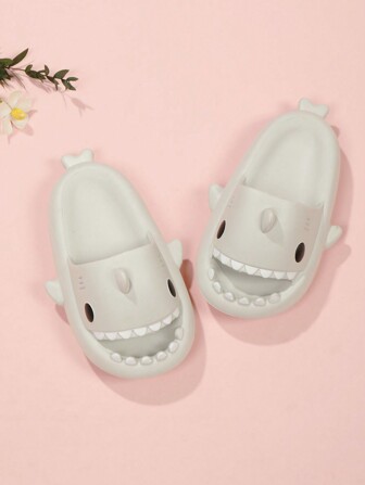 Fun Shark Shaped Kids' Slippers, Beach Sandals, Novelty Ocean Themed Slippers