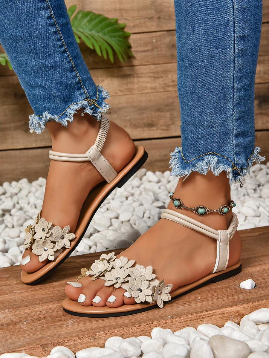 2024 Summer New Flat Floral Sandals For Women, Versatile Mid-Heels Peal Decorated Roman Shoes With Ankle Strap - Beige - View 1