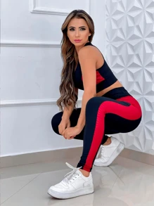 Fitness Set Top + Pants With 3D Style Side Detail - 紅色 - 查看 3