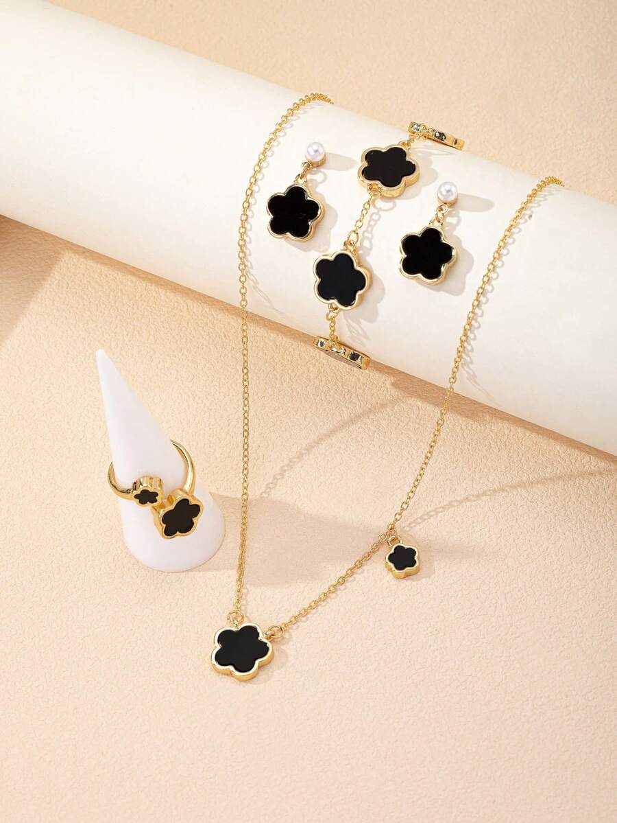 1pair Elegant And Fashionable Clover & Flower Shaped Earrings For Women - Black Flower Suit - View 1