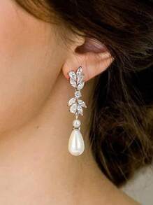 2只精美仿珍珠和立方氧化锆新娘伴娘耳环，不褪色婚礼首饰。情人节配饰 - 白色 - 查看 4