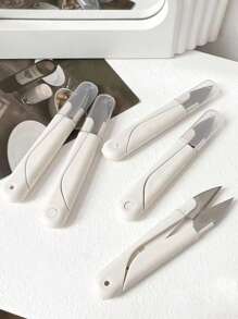 1 pieza Tijeras pequeñas en forma de U de acero inoxidable para uso doméstico, costura, manualidades, 1 pieza Tijeras de resorte en forma de U para el hogar para cortar hilos de ropa de punto de cruz y costura