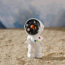2pcs/1pc Creative Micro Landscape Astronaut Decoration, Cute Cartoon Astronaut Car Ornament, Realistic Astronaut Miniature Figurine For Home Office Decor, Student Gift, Great For Halloween, And Fall Decorations Birthday