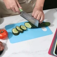 1PC Plastic Chopping Board, Household Classification Chopping Board, Baby Vegetable And Fruit Complementary Food Chopping Board, Outdoor Camping Picnic Chopping Board Light Non-Slip Chopping Board.