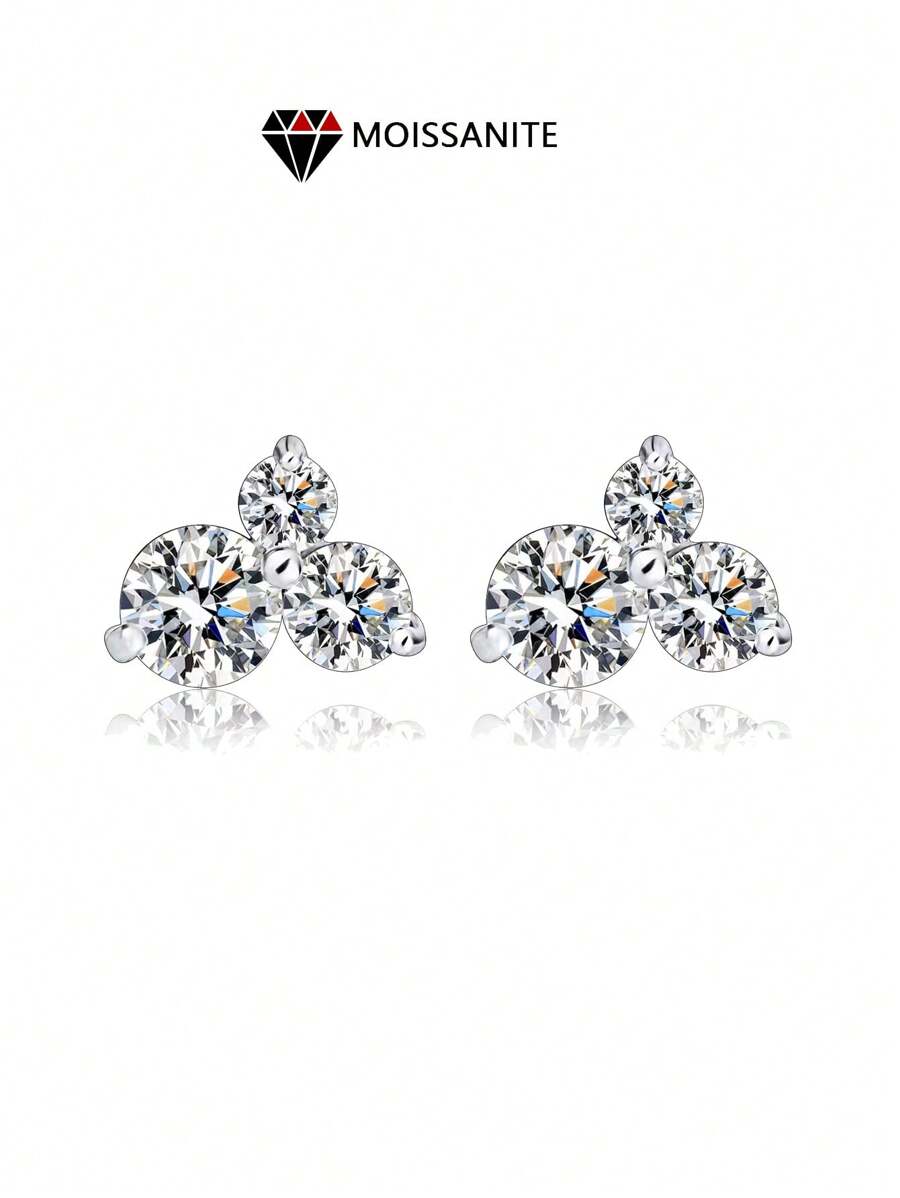 S925 Silver Moissanite 0.9 Carat Pair Of Earrings, Simple And Small, Clover Elegant, Exquisite Earrings Design, Suitable For Women's Daily Matching, Dating, Dinner, Wedding Anniversary Jewelry Gift Valentines - Silver - View 1