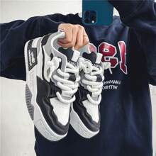 Nuevos tenis de suela baja para todas las estaciones para hombres, calzado deportivo casual antideslizante con elevación para adolescentes - Negro - Ver 4