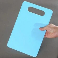 1PC Plastic Chopping Board, Household Classification Chopping Board, Baby Vegetable And Fruit Complementary Food Chopping Board, Outdoor Camping Picnic Chopping Board Light Non-Slip Chopping Board.
