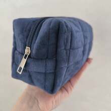 一个枕头形大容量铅笔盒、铅笔袋、书包 - 彩色 - 查看 1