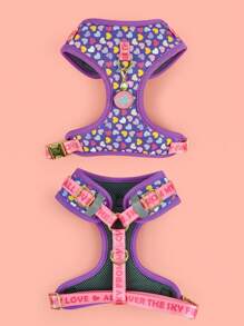 PETSIN 情人节和新年礼物 奢华设计高品质五金金色金属扣时尚印花宠物背带和 1 个配色 ID 标签 适合中小型和大型小狗节日礼物